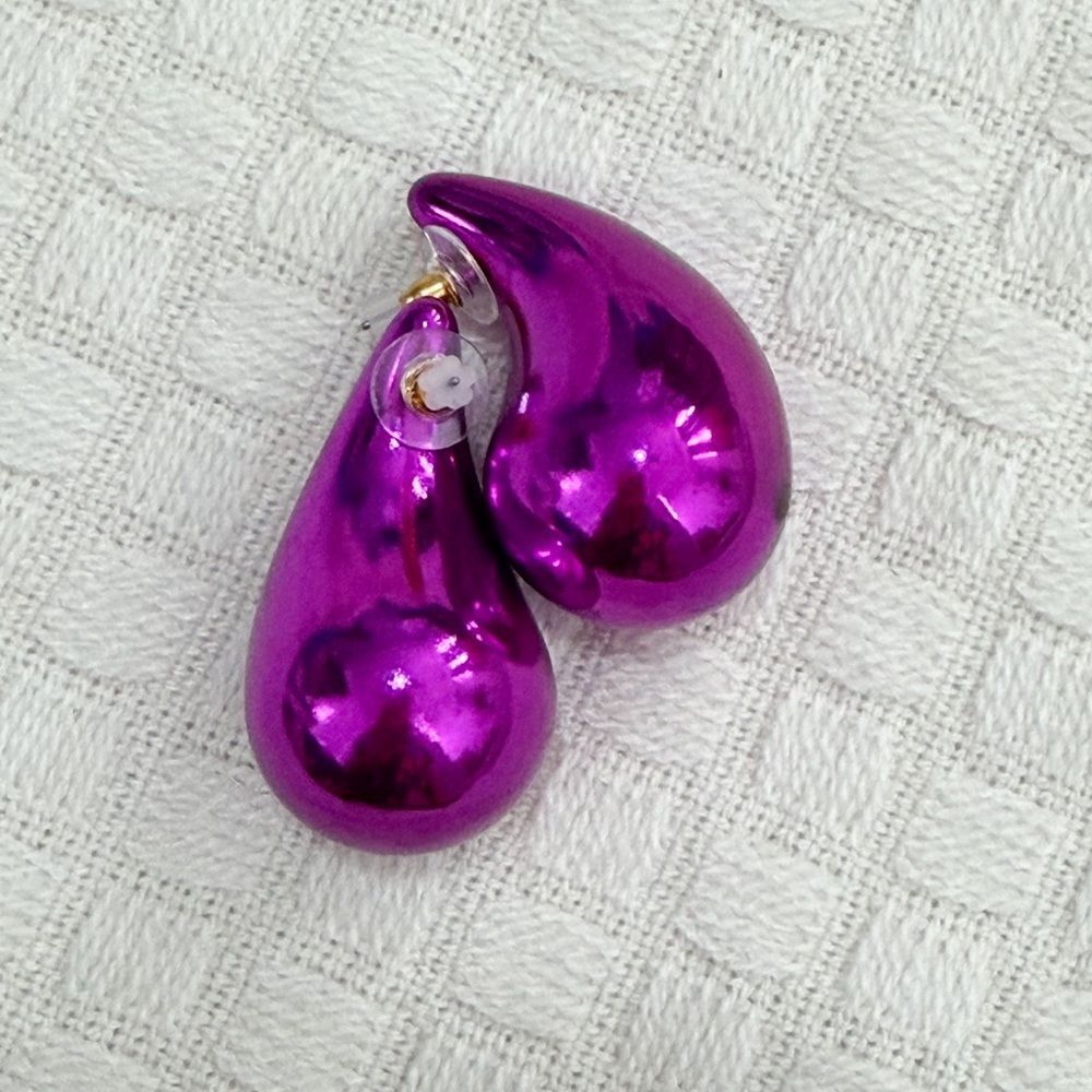 8 Other Reasons Droplet Teardrop Shaped Earrings in Metallic Pink - Picture 8 of 8